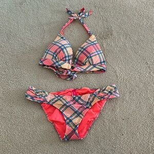 Victoria’s Secret bikini
